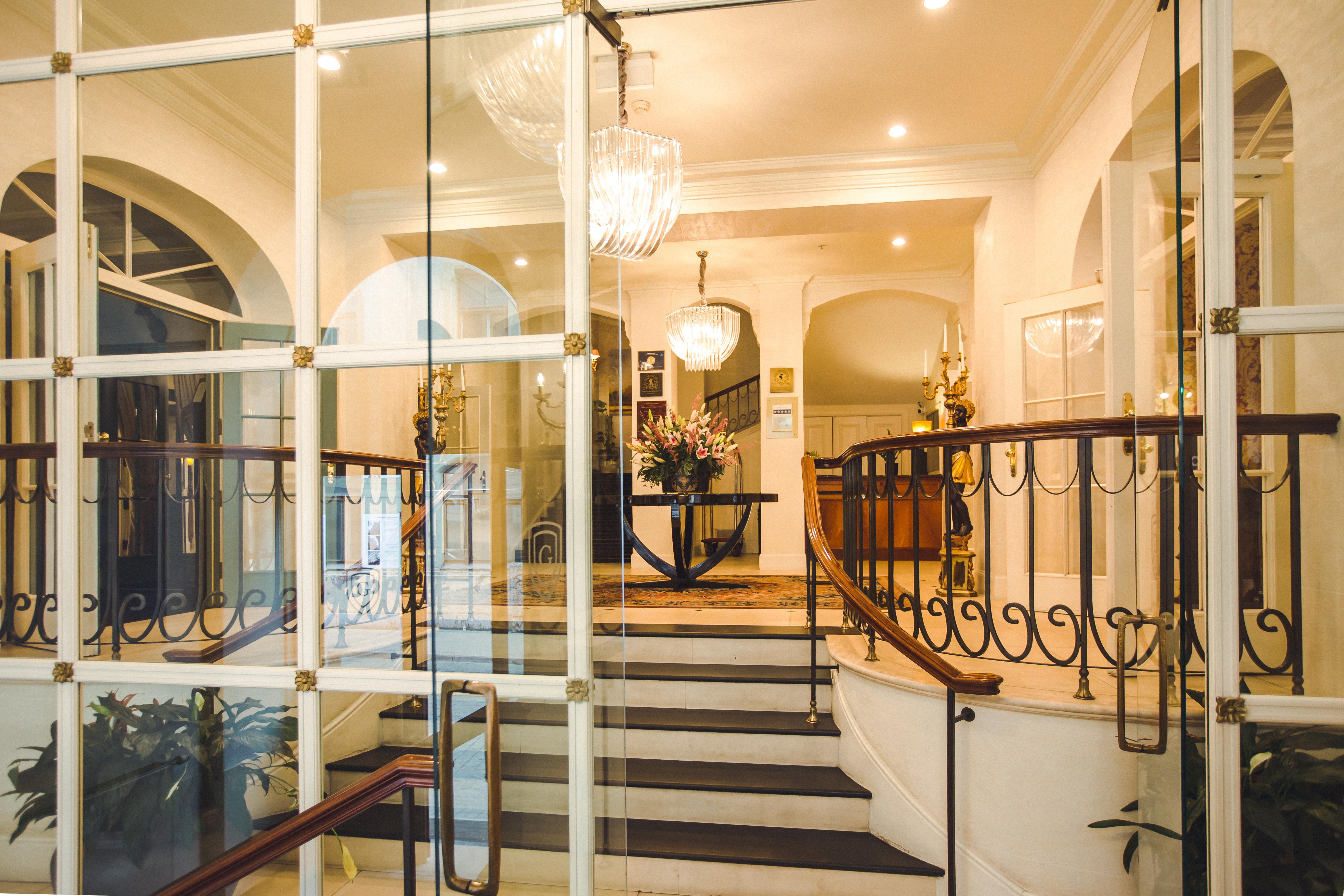 Hotel Grand Palace - Small Luxury Of The World 5*